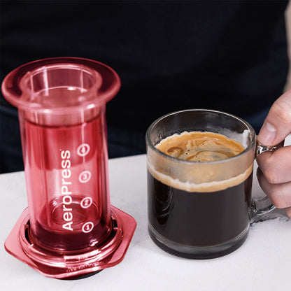 AeroPress Clear Kaffeebereiter Clear Red.