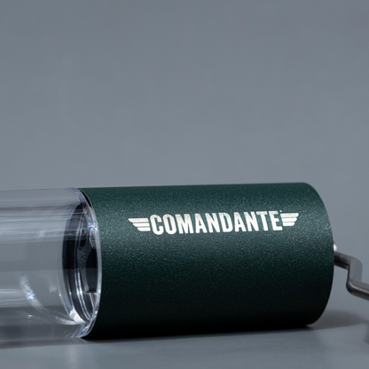 Comandante C40 MK4 Handkaffeemühle Racing Green