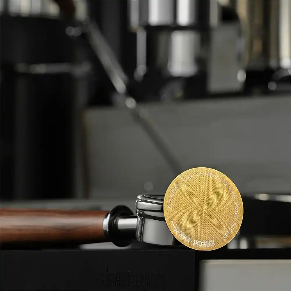 MHW-3BOMBER Espresso Puck Screen 58,5 mm Gold-Titan mit Portafilter