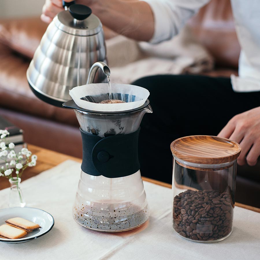 Hario V60 Drip Decanter in Benutzung