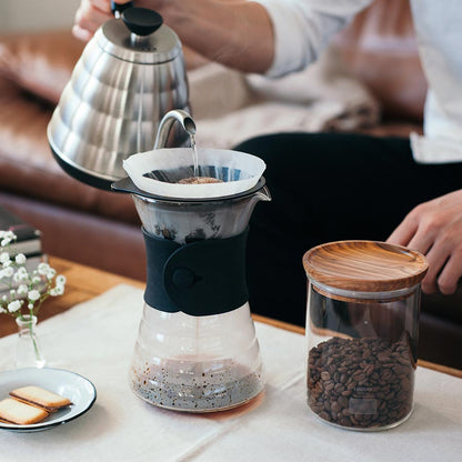 Hario V60 Drip Decanter in Benutzung