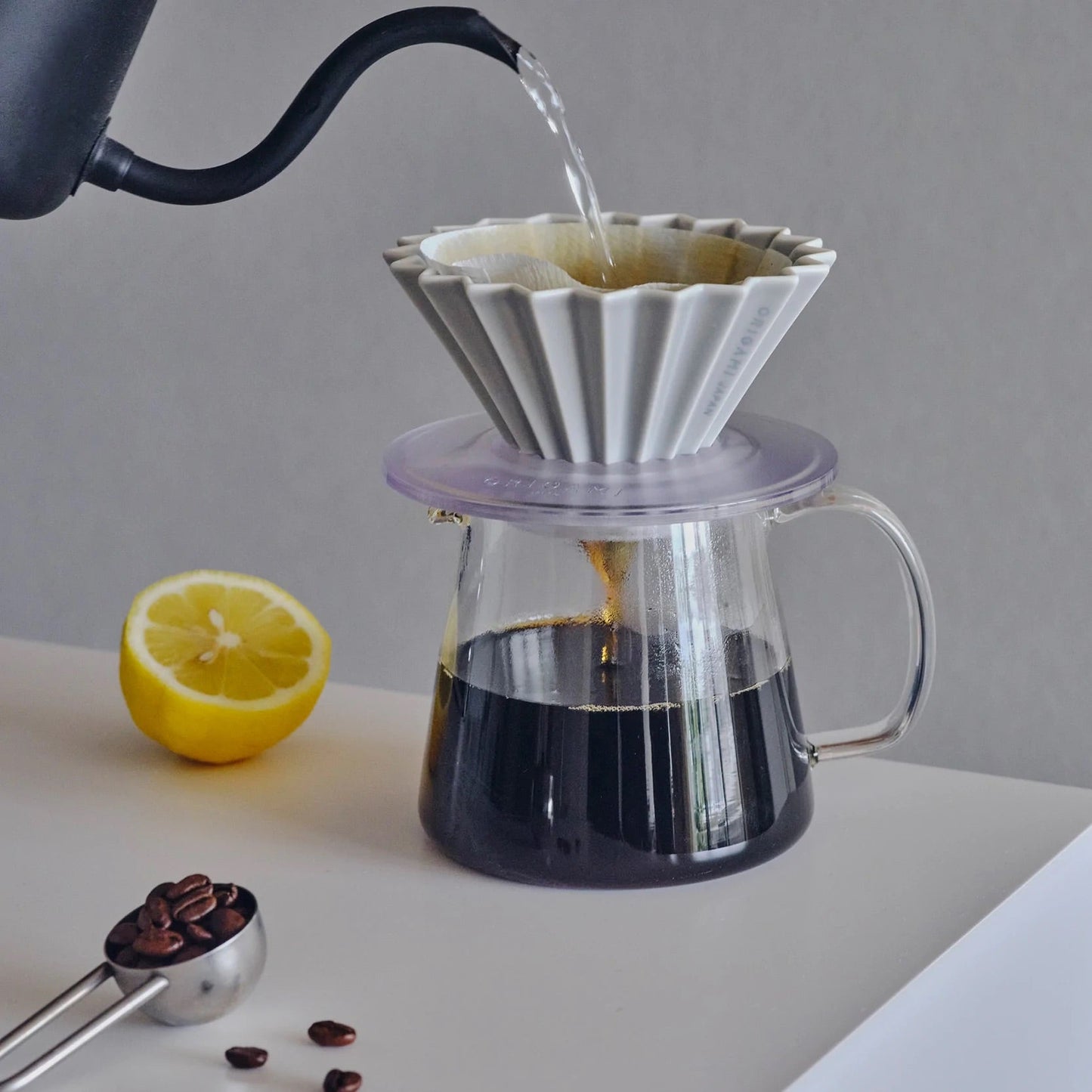 Pour over mit dem Origami Dripper