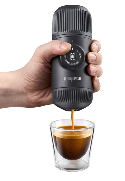 Wacaco Nanopresso tragbare Espressomaschine Zubereitung